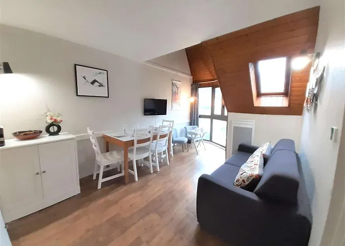 T2 Sud Avec Bow-window, Tv, Kitchenette Equipee, Muscu, Sauna, Jacuzzi—proche St-lary Soulan - Fr-1-457-284